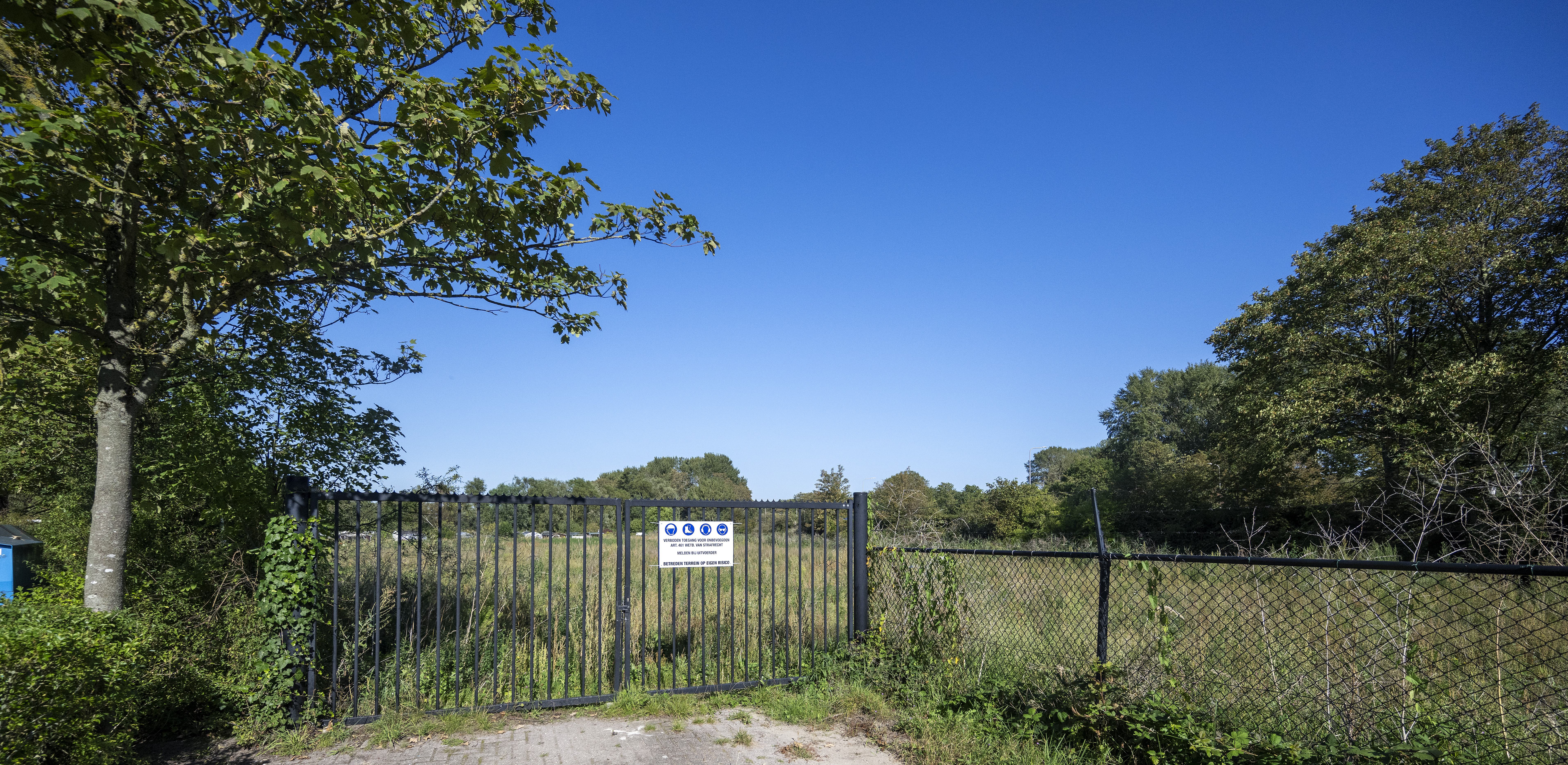 Blekersveld Groen weer tegen woningbouw op landje in Overveen. ’Wat is participatie waard als het co